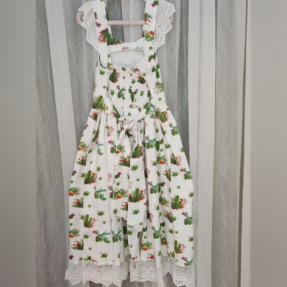Think Pink Soft Green Cacti Floral White Dress w/Lace Hem&Shoulder, Size 8, NWT - Picture 4 of 7
